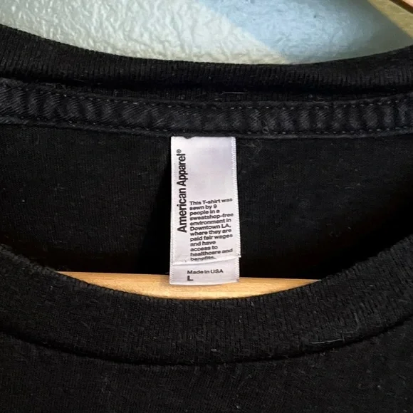 Meta/Hamlet Tee - Picture 3 of 4